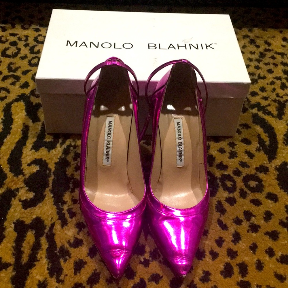MANOLO BLAHNIK Iridescent Pink Stilettos 🌷